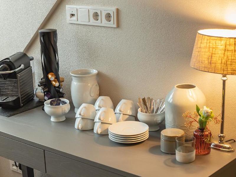 0B0EF1F059B4246BB3E3EE6133AAD355