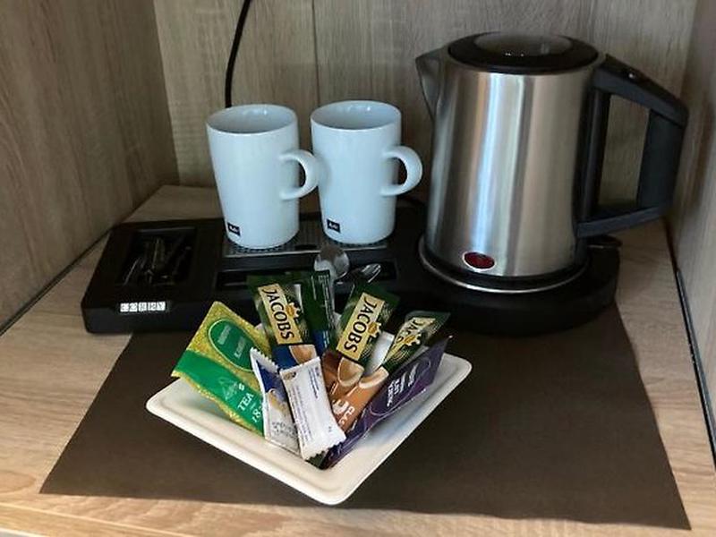 E3037912A12712A8FFBF4CB9F1A66FA7