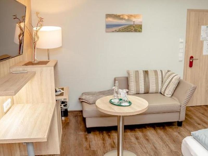 A321A4F16AD767ABC7721A36F1AA8AE9