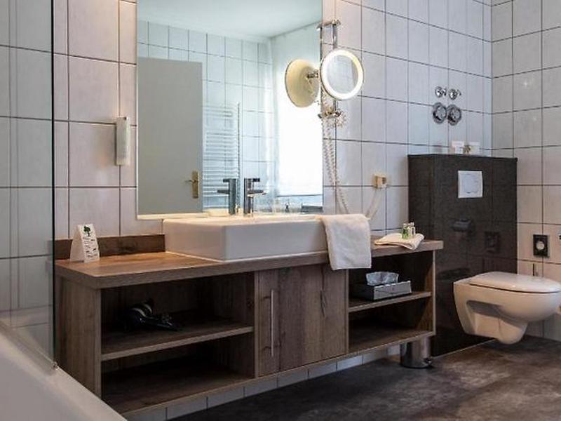 7B0A06C267FD199B95DDBEBA5B8B260F