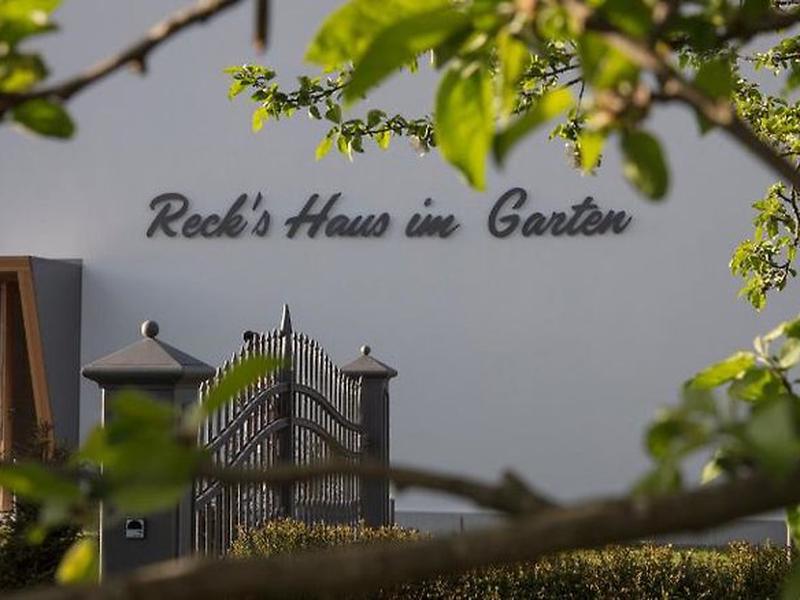 0CB32D3644C6552D6BDD783D4C9B1933