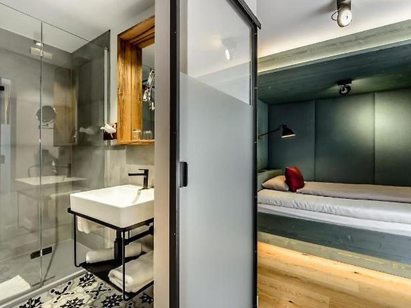 39A381D0CDB90EE26546F131F63CA5D8