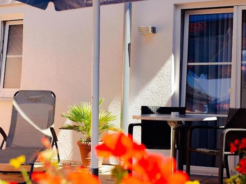 9EFBE2F4B4E653C9A8DC53AD5B015DEB