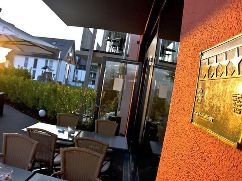 C1B7F971C776CD25E497CFE806DA22BA