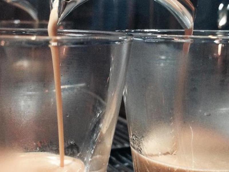 98DC9FE753F801F9A3E0096A44F9B1BD