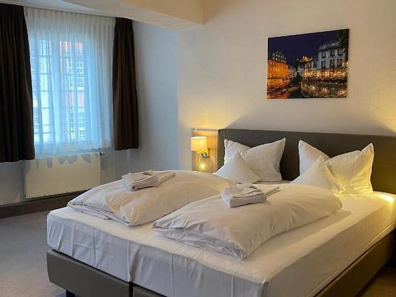 EAE819C4FD4AC7CBFC6E675140792CC5