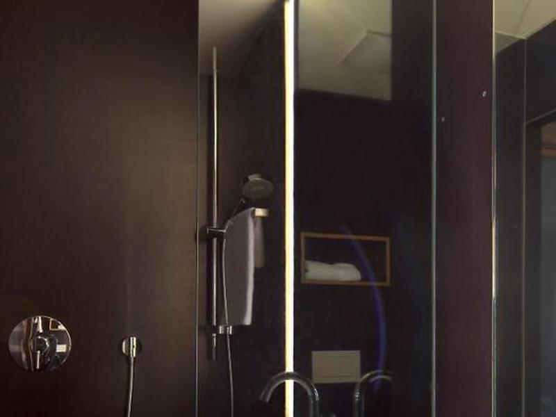 2B649D8604521B9D61BC13B817C30C77