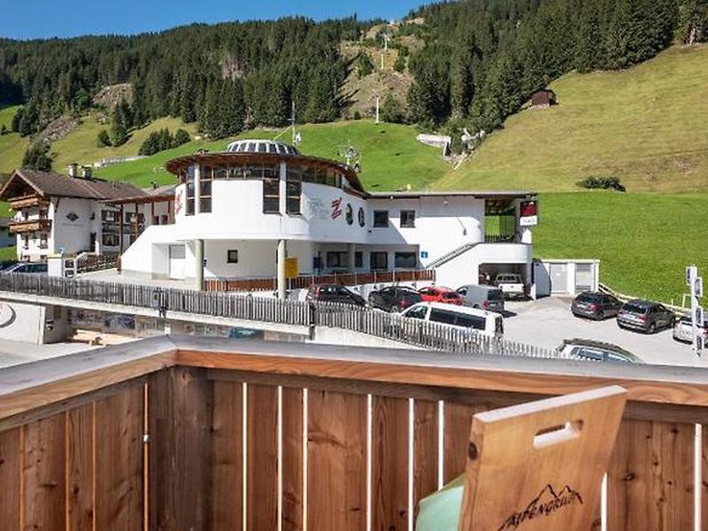 4C4A9776AEE30C8A9003D6733194E11D