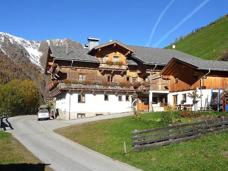 EEF09A653B1C145082B9F17CF6B9C04F