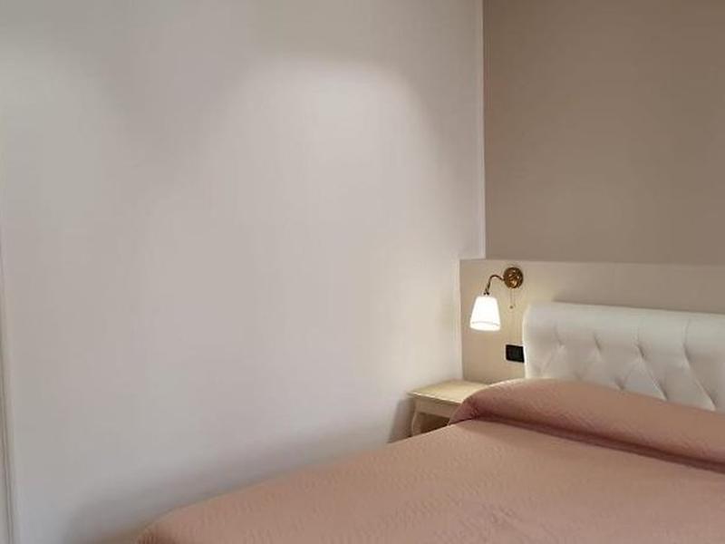 18DF976D54AEB5988181B378814D5A44