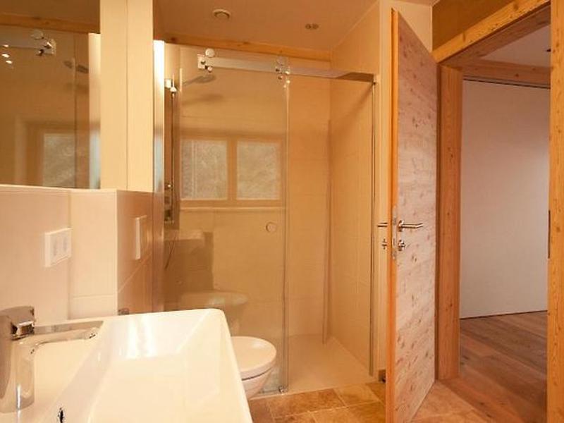 F0B9E115ED5352D52A816C1E1F02083E