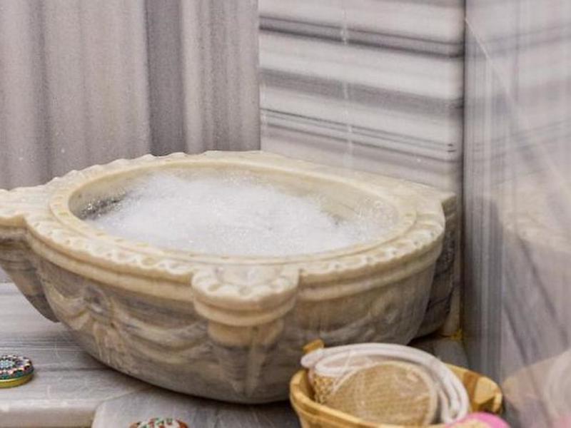 44F996F48D86B8BAFFBE06E2685E8033