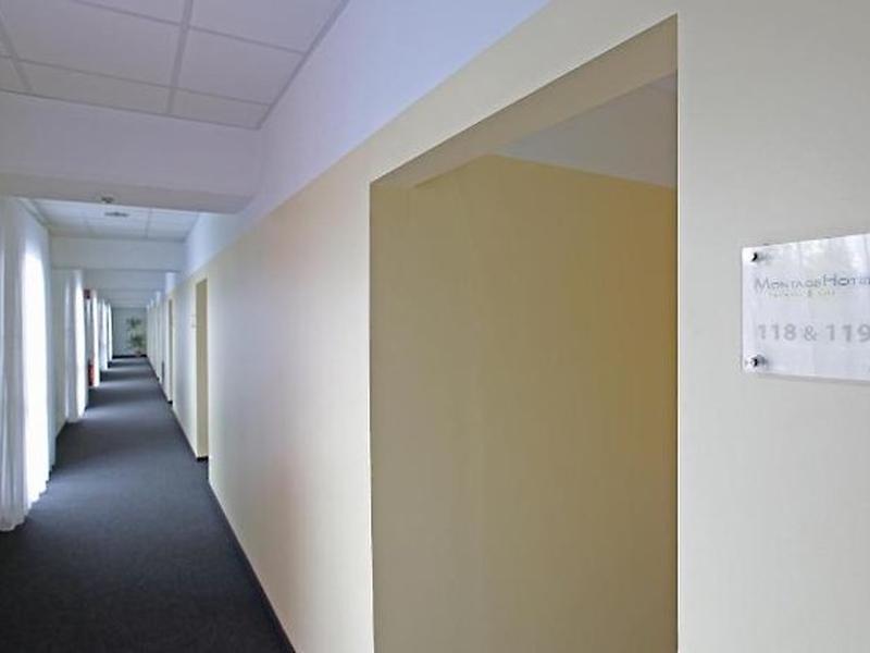 F2D7D124ABC792403929A478FB32401A