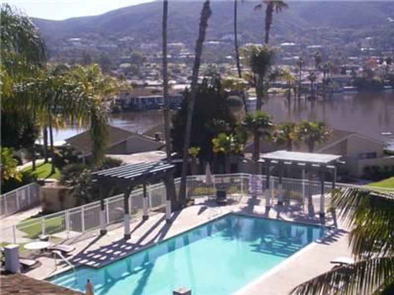 5B1284E7E472C903126341A6F2EA41D9