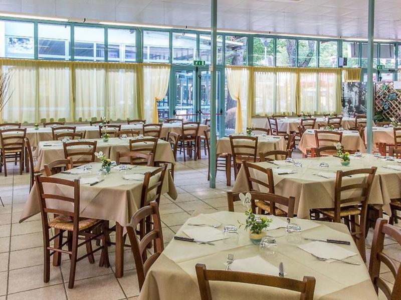 6BD9B381C79D9738871C822FA8244F49