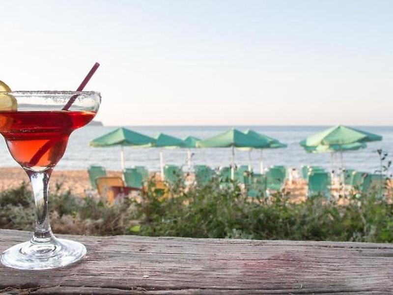 E0E5A7B617F7DD5763D85EE623DD72D8