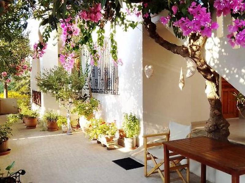 33B20448E0F7520D5DFBAB77D5F247DC