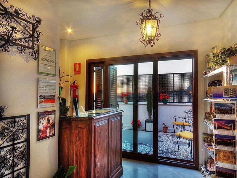 ED0233082E1724B89A51D371CE37D5C3