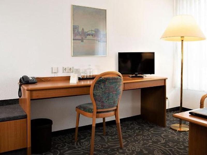 487FFAB96E5C252DC443D551C51F6270