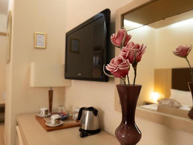 CF8F4B0051EC1C240730335830F4E6F2