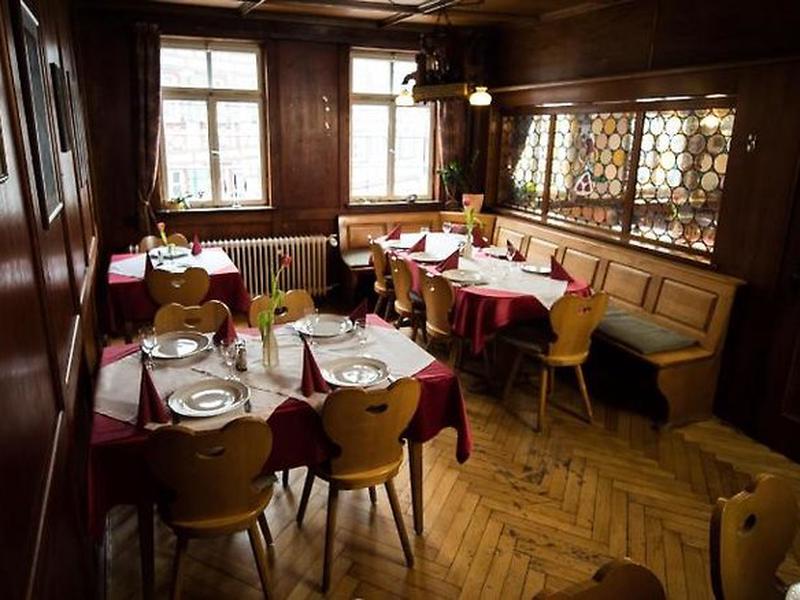 6D197AE4192F40B13700E4A604A96BAA