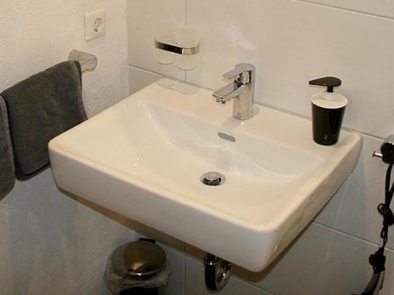 8DCDA1F381B5B11383E5B59CDACFFBA6