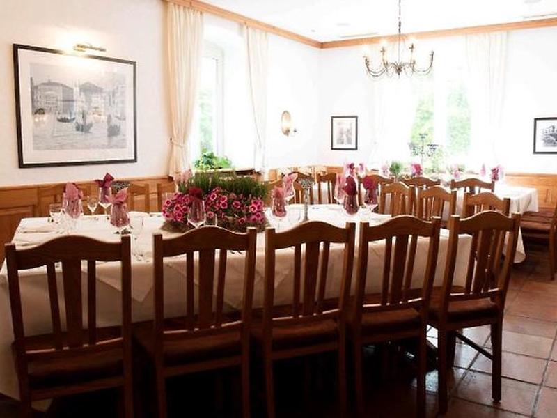 15C8B61A2713978B25BBD0BA64738E4C