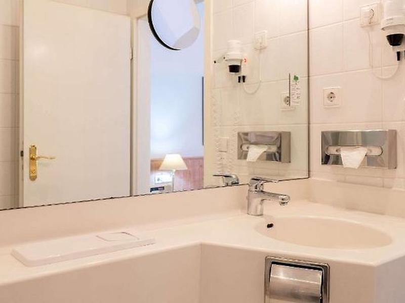 EFB7966F720616E7CC4E9F446685AB07