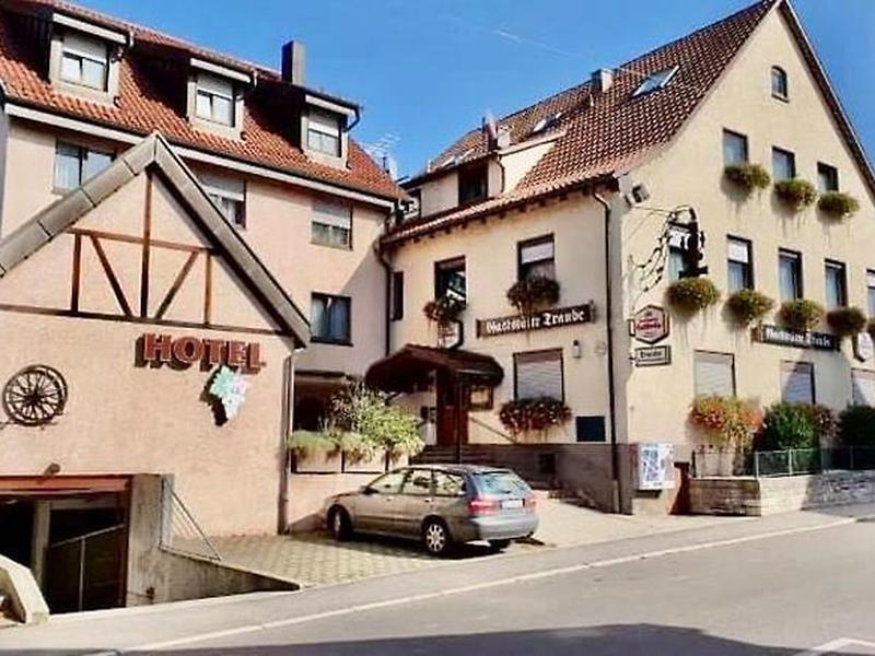 BF1AA0A24F81A978B5B4BDA8C9794008