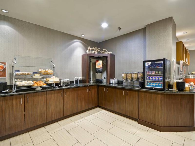 8152B9E831DE22B38B5782AB15FD1619