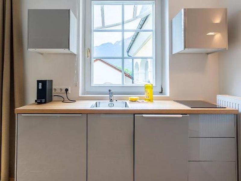 D6F602EB60412A9D4182324D1AD1A215