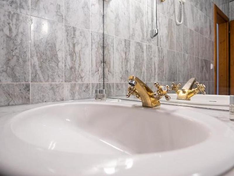 0C0C2D74848FA97B5D899DE21E9F4DD5