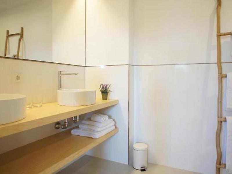 2E3FF0C2614D2788F74910F97D8894AE