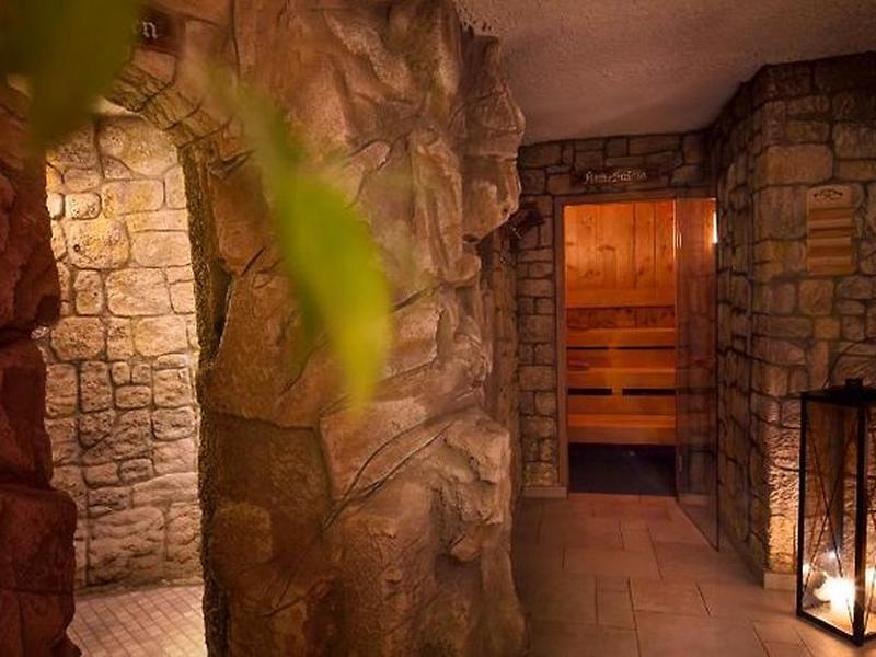 B4354C5CE3159DC41DED520880ECF703