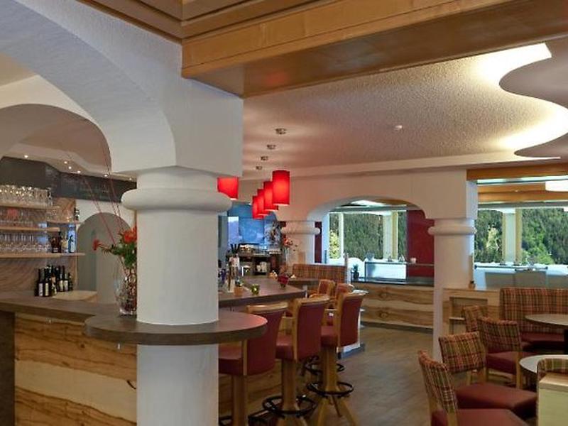 47FC5CD40652DADAF77D36D3611B64C5