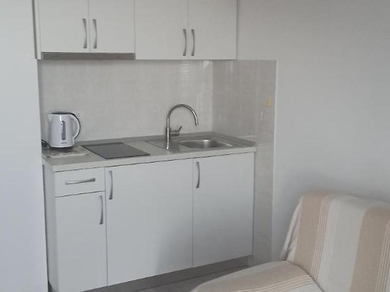 D01998AAA35B262F3330C4793C6F7D43