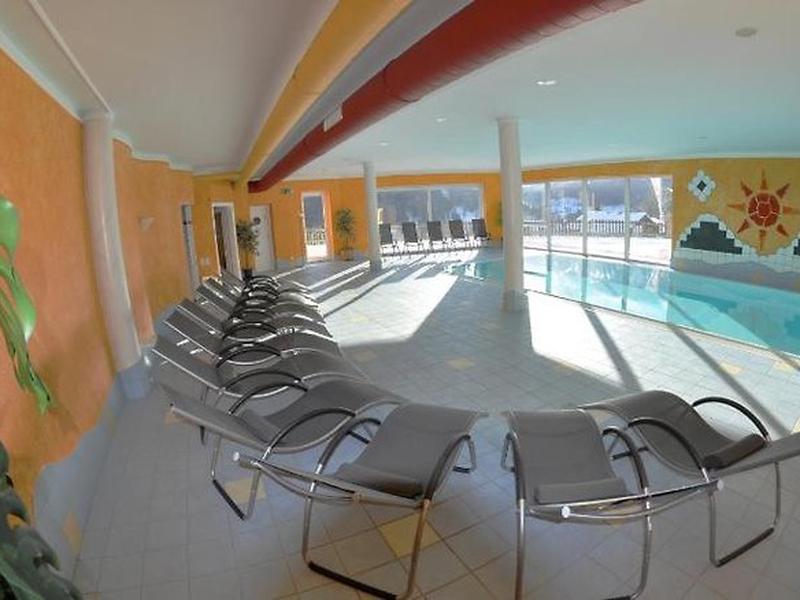 9F3B0824E446044F39CEE56C9E38E80D