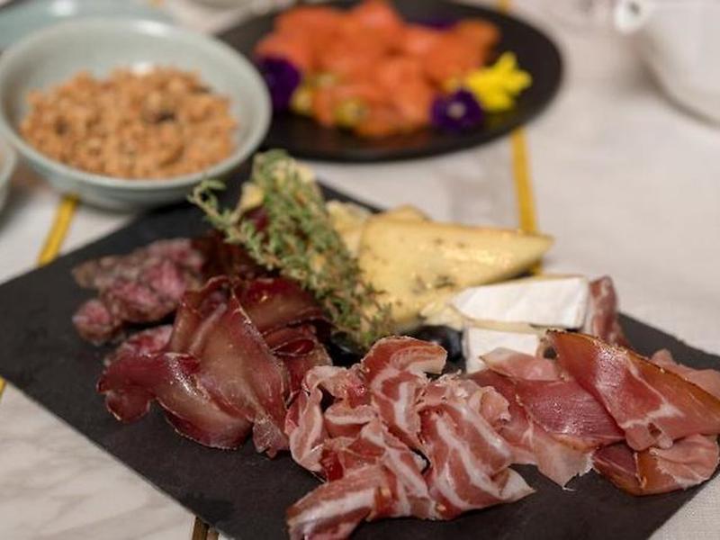 4370CA578D47394E33F040B34FF1AB4C