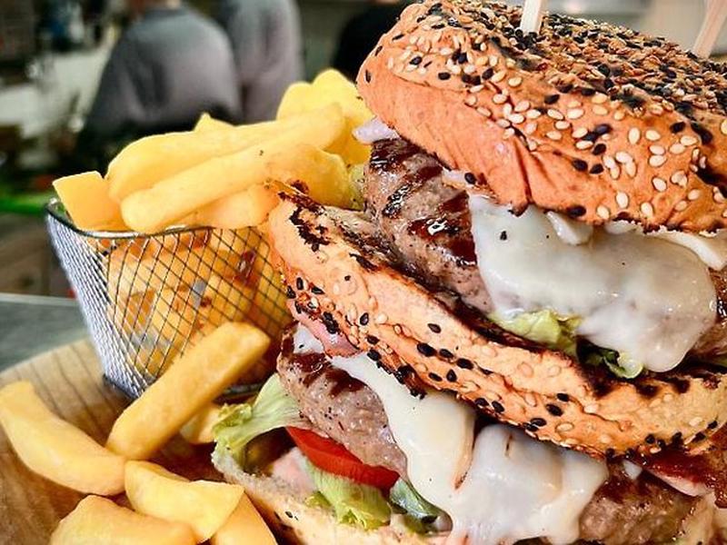 13A884299D6DA0BF3F3C8E345F5C603A