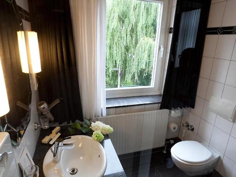 CC29EDFF473C6C0D338951D701E7DB07