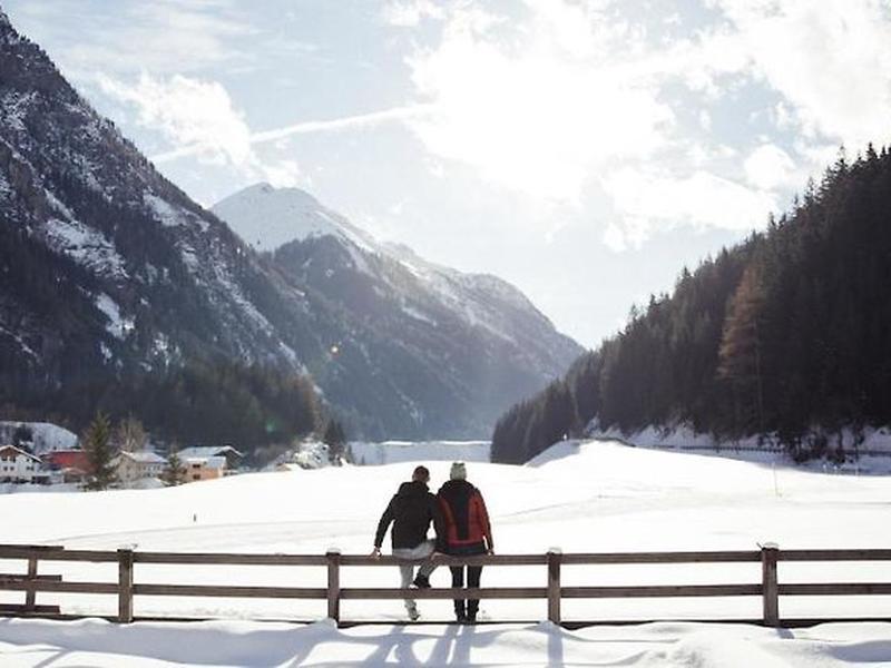 7FEF987F7B94856FF17AA876CCB2D697