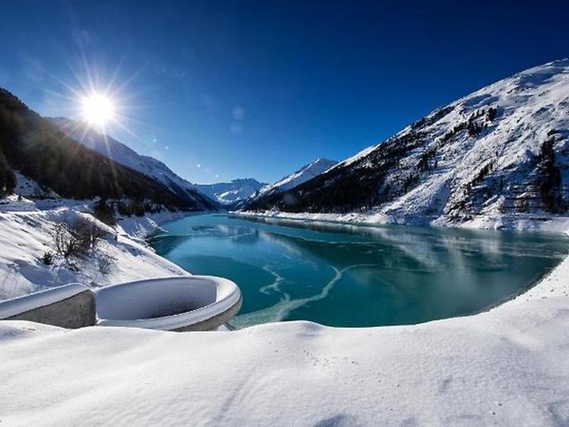 06E319BDC67A9C31BC96EF8E5F74F07B