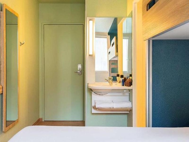 EF42162FDA90A72571E87DCF1C8E3998