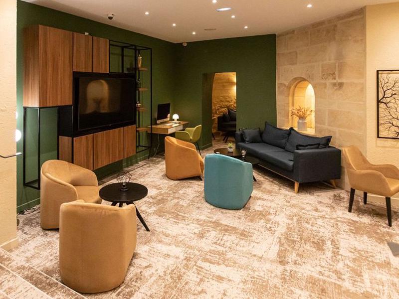 E842A465B15F687EAFEBFF583F7A3D48