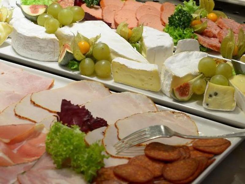 1666D015B500D833572E708DFA2E8541