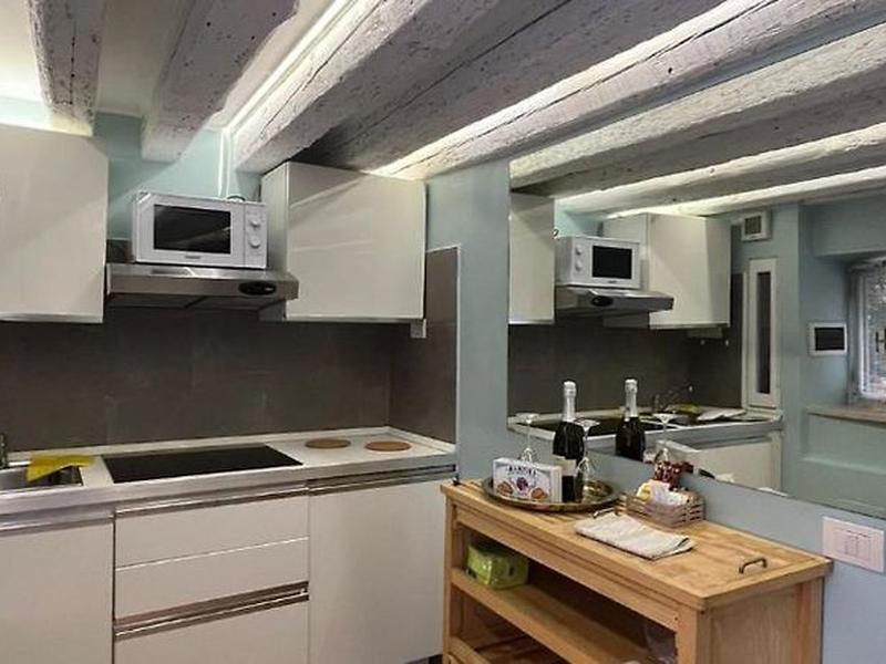 D2B9F1E008B4436D27230D419415BCBB