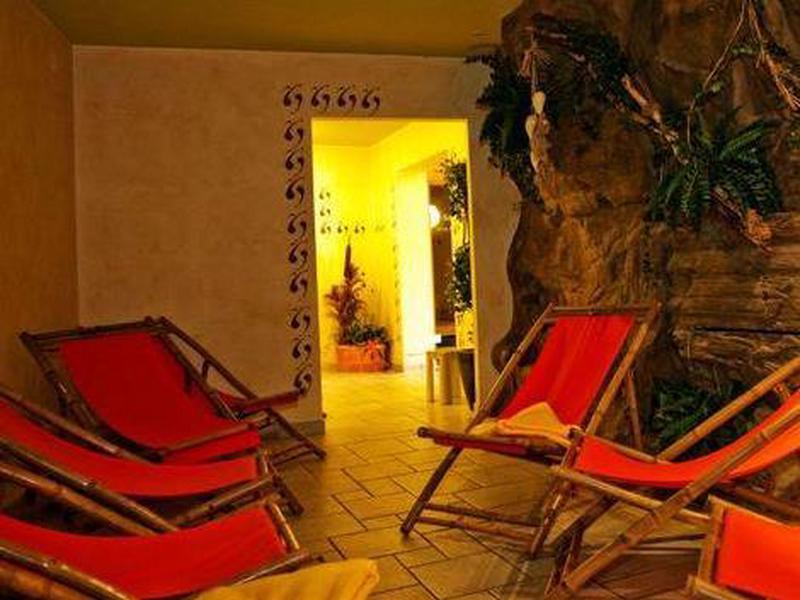 F13EE32A1BD5CC082502E0DFC8F10135