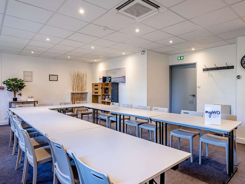 DD086BC57A646B3515435811CA0B47A6