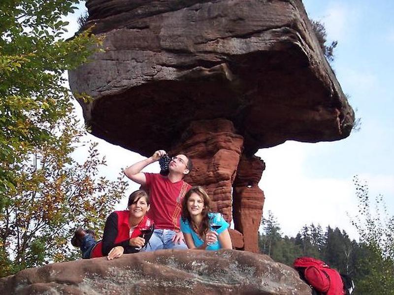 5EE7C147E7F3E5F66FC399C49A989605