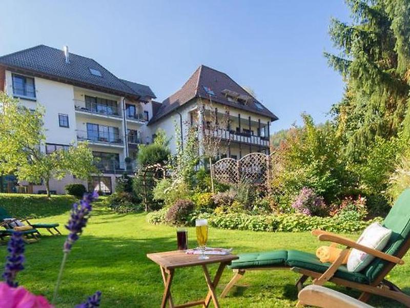 7F91B500332359929D2A582E0DEE035F